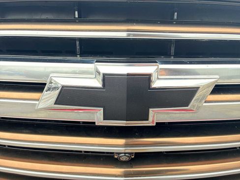 Used 2023 Chevrolet Tahoe High Country w/ LPO, Illumination Package image 31