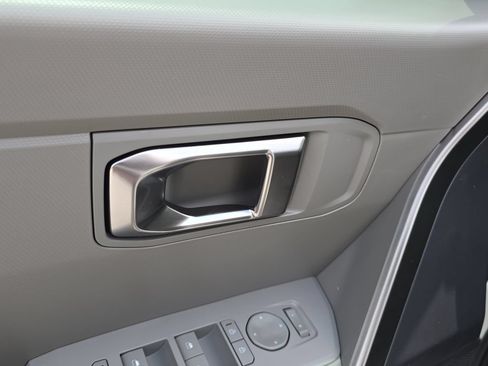 New 2027 Kia Seltos S FWD image 18