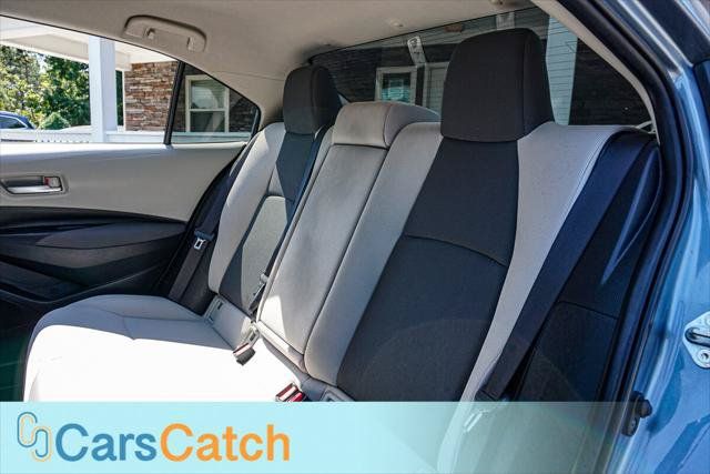 Used 2021 Toyota Corolla LE FWD image 33
