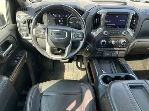 Used 2022 GMC Sierra 2500 Denali w/ Denali Ultimate Package AWD/4WD image 10