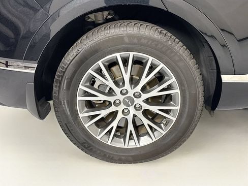 Used 2021 Genesis GV80 2.5T AWD/4WD image 34