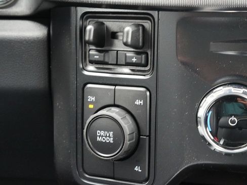 Used 2026 Ford F350 Platinum AWD/4WD image 26