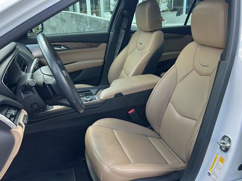 Used 2024 Cadillac CT5 Premium Luxury RWD image 9