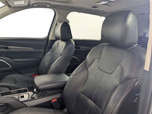 Used 2022 Kia Telluride EX w/ EX Premium Package FWD image 14