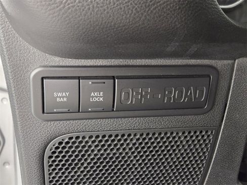 Used 2017 Jeep Wrangler Unlimited Rubicon w/ Max Tow Package image 25