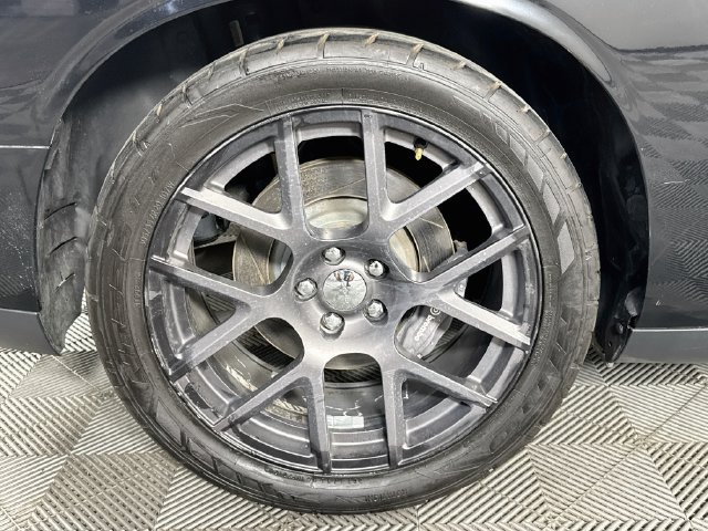 Used 2016 Dodge Challenger R/T Scat Pack w/ Leather Interior Group RWD image 28