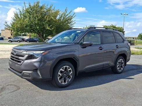 New 2026 Subaru Forester Premium AWD/4WD image 3