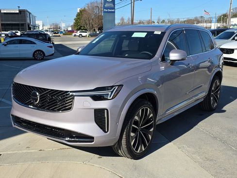 New 2026 Volvo XC90 B5 Plus image 3
