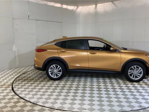 Used 2024 Buick Envista Preferred w/ Convenience I Package image 9