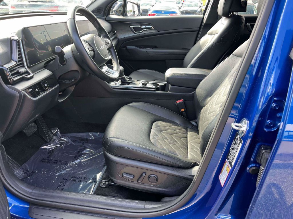 Used 2025 Kia Sportage X-Line AWD/4WD image 16