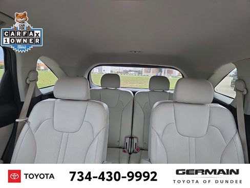 Used 2023 Kia Sorento EX image 19