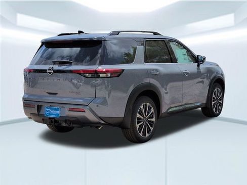 New 2026 Nissan Pathfinder Platinum AWD/4WD image 6