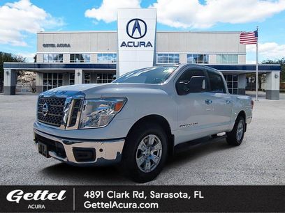 Used 2018 Nissan Titan SV w/ SV Convenience Package