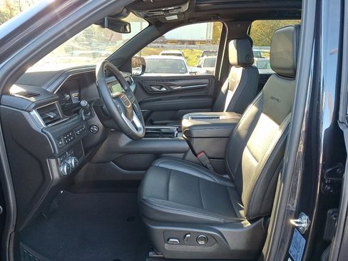 Used 2024 GMC Yukon Denali image 15