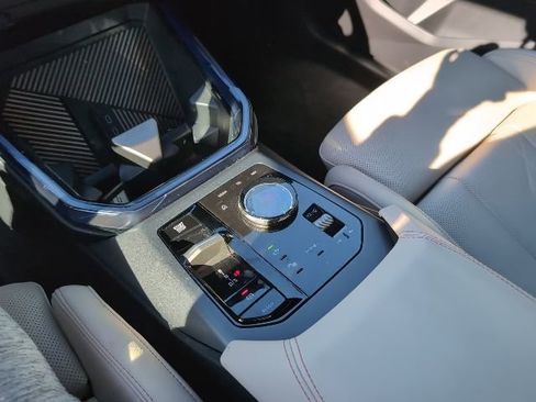 Used 2025 BMW X3 xDrive30i image 21