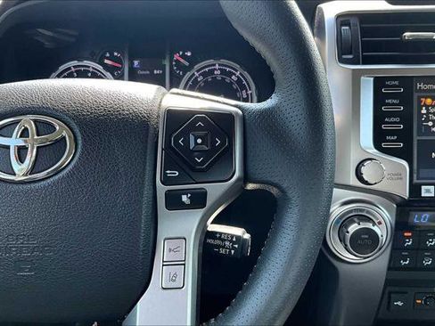 Certified 2022 Toyota 4Runner Limited image 25