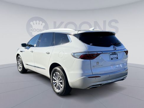 Used 2024 Buick Enclave Essence w/ LPO, Floor Liner Package image 4