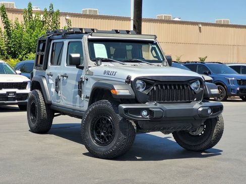 Used 2022 Jeep Wrangler Unlimited Sport AWD/4WD image 2