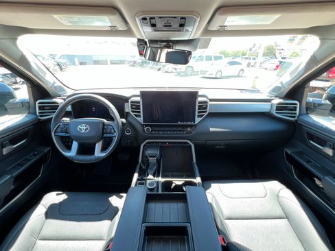 Used 2024 Toyota Tundra Limited image 10