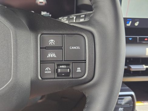 Used 2026 Toyota RAV4 XSE w/ Weather Package AWD/4WD image 28