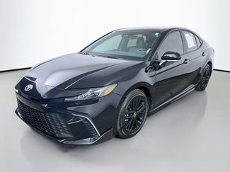 Used 2026 Toyota Camry SE FWD video 3