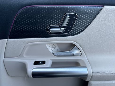 Certified 2025 Mercedes-Benz GLA 250 image 22