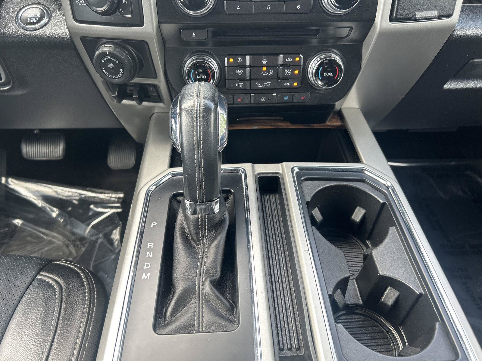 Used 2017 Ford F150 Lariat w/ Equipment Group 502A Luxury AWD/4WD image 22