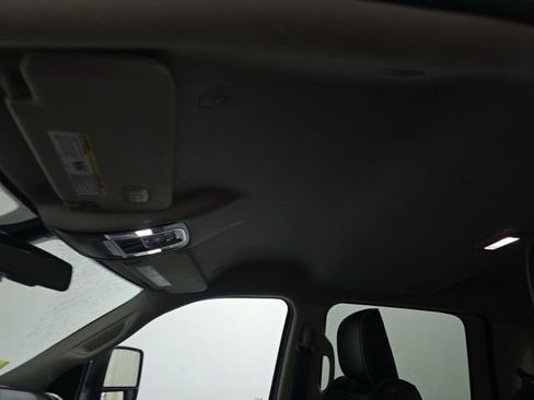 Used 2024 RAM 2500 Laramie image 13