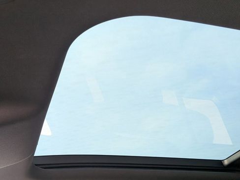 Used 2023 Land Rover Defender 110 V8 AWD/4WD image 14