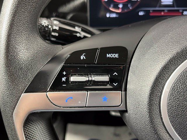 Used 2024 Hyundai Elantra SEL FWD image 14