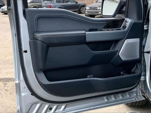 Used 2022 Ford F150 Lariat w/ Equipment Group 502A High image 21