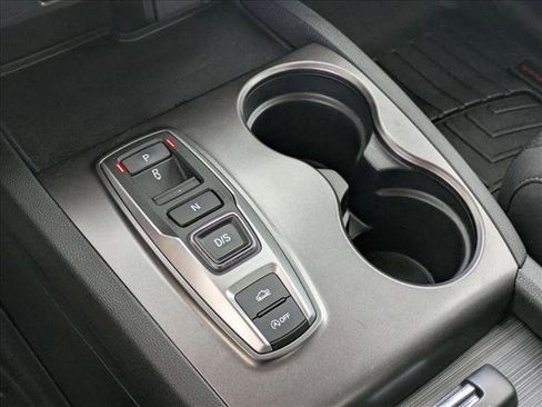 Used 2020 Honda Ridgeline Sport image 12