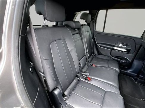 Used 2020 Mercedes-Benz GLB 250 image 29