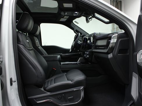 New 2026 Ford F250 Platinum image 16