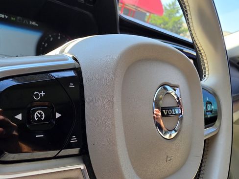 Used 2016 Volvo XC90 T6 Inscription AWD/4WD image 45