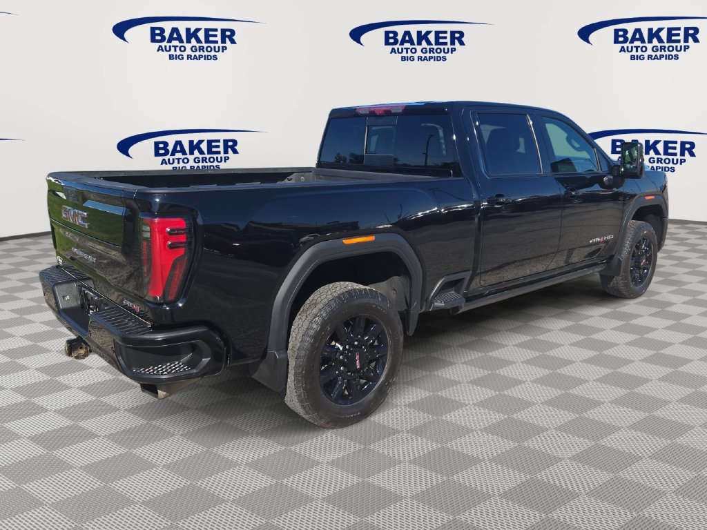 Used 2024 GMC Sierra 2500 AT4 w/ AT4 Premium Plus Package AWD/4WD image 3