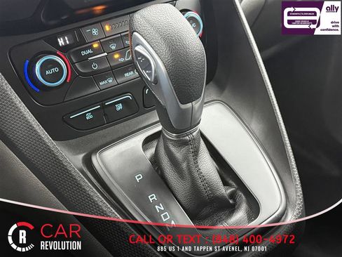 Used 2019 Ford Transit Connect XL image 26