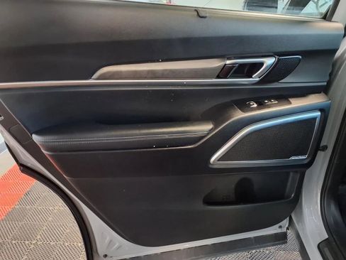 Used 2023 Kia Telluride SX Prestige X-Line image 17