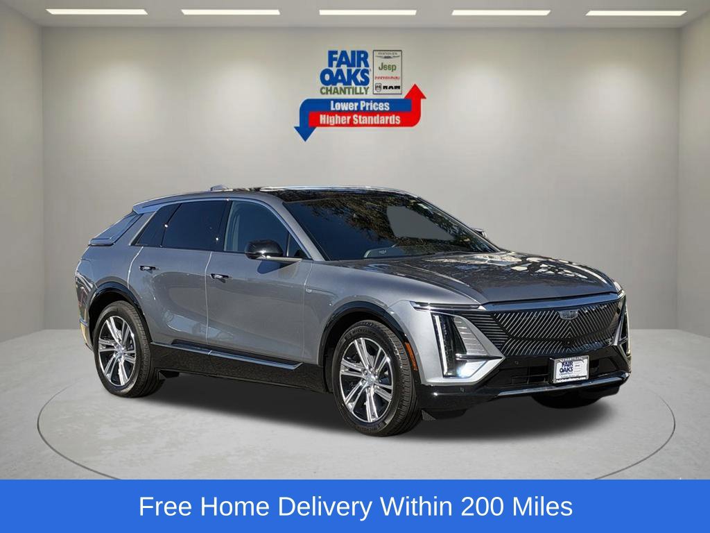 Used 2024 Cadillac Lyriq Luxury AWD/4WD image 1