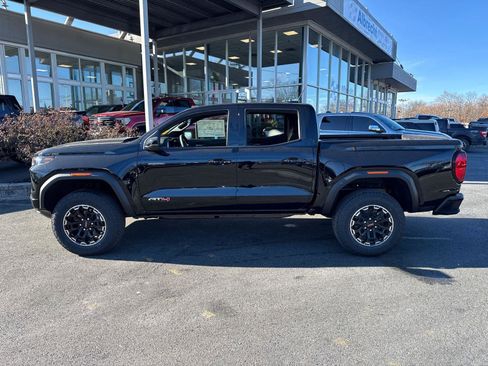 New 2026 GMC Canyon AT4 image 3