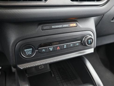 Certified 2025 Ford Bronco Sport Outer Banks w/ Outer Banks Tech Package+ AWD/4WD image 17