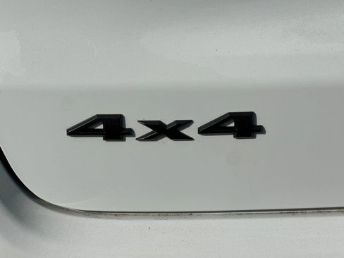 New 2026 Jeep Compass Latitude AWD/4WD image 25