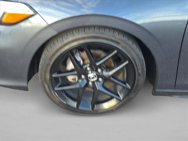 Used 2025 Honda Civic Sport image 15