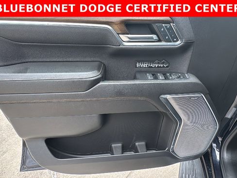 Used 2024 Chevrolet Silverado 1500 High Country w/ High Country Premium Package image 12