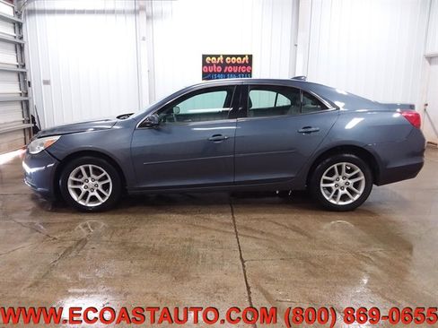 Used 2015 Chevrolet Malibu LT w/ Power Convenience Package image 5