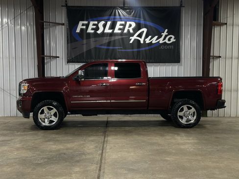 Used 2015 GMC Sierra 2500 Denali w/ Duramax Plus Package image 1