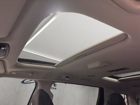 New 2026 Kia Carnival SX FWD image 14