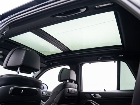 Certified 2024 BMW X5 xDrive40i w/ Executive Package image 18