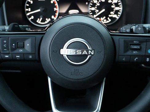 Certified 2023 Nissan Rogue SV image 23