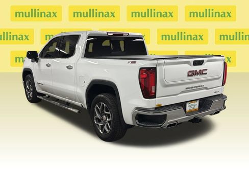 Used 2023 GMC Sierra 1500 SLT AWD/4WD image 15